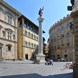  Apartment Tornabuoni In